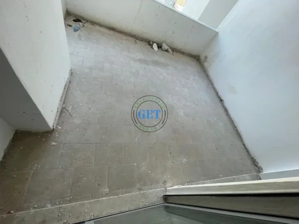 Durres, shitet apartament 2+1 Kati 4, 105 m² 88.000 € (Stacioni trenit , Durres)