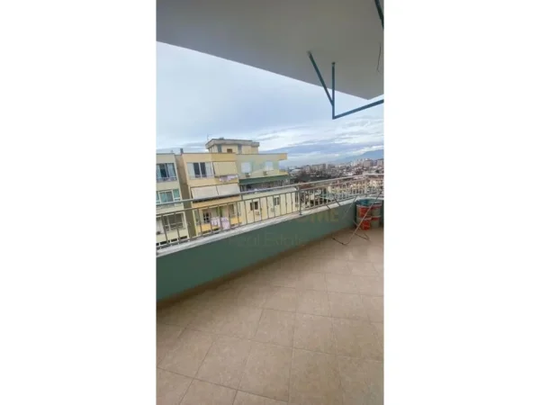 Tirane, shitet 2+1 Kati 7, 97 m² 110.000 € (Astir)