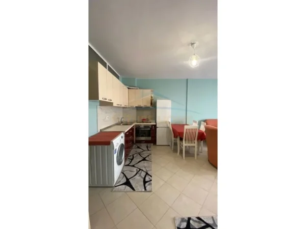 Tirane, shitet 2+1 Kati 7, 97 m² 110.000 € (Astir)