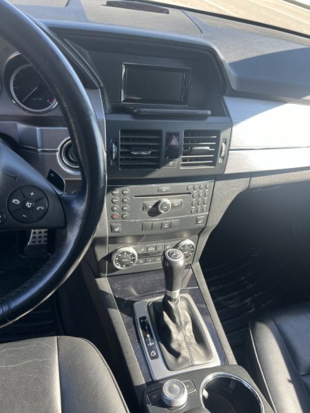 Tirane, shitet makine Mercedez-benz Nafte, e bardhë automatik Klima 10.000 €