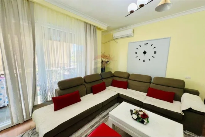 Tirane, shitet apartament 2+1 Kati 3, 97 m² 150.000 € (Rruga Dervish Luzha - Tregu i Madh - Rruga 5 Maji)