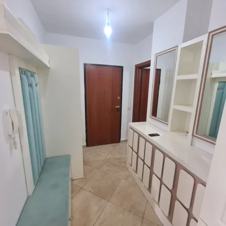 Tirane, jepet me qera apartament 1+1+Ballkon Kati 5, 70 m²(RRUGA BESIM ALLA, MISTO MAME)
