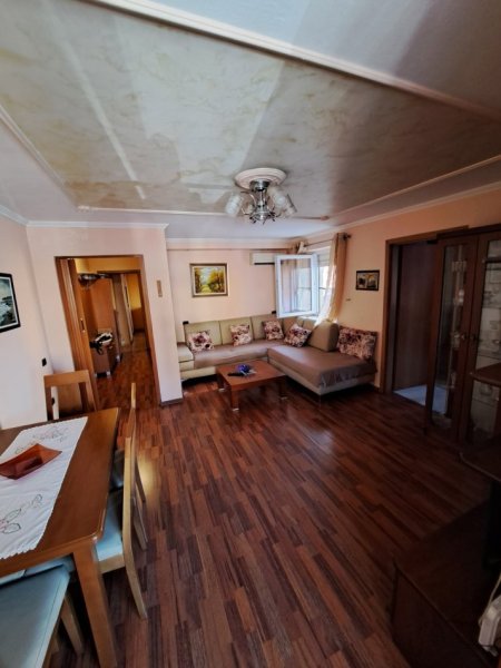 Tirane, shitet apartament 2+1 Kati 2, 91 m² 160.000 € (Mine Peza)