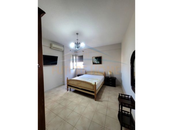 Tirane, jepet me qera apartament 2+1 Kati 6, 96 m² 550 € (Bulevardi Zogu I)