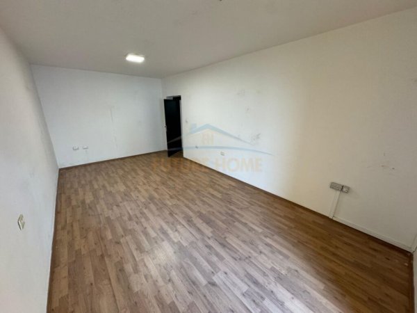 Tirane, jepet me qera apartament 2+1 Kati 2, 120 m² 800 € (Blloku)