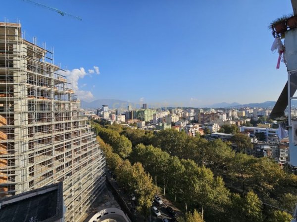 Tirane, jepet me qera apartament 2+1+Aneks+Ballkon Kati 12, 112 m² (ISH EKSPOZITA)
