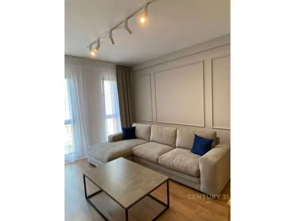 Tirane, jepet me qera apartament 2+1+Aneks+Ballkon Kati 6, 97 m² 750 € (Kompleksi Arlis, Farmacia 10)