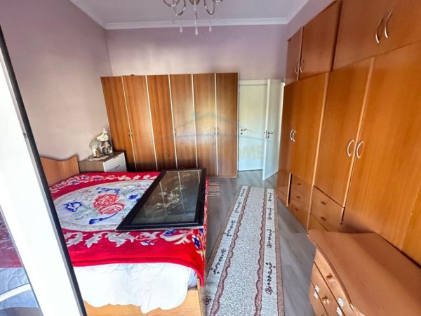 Tirane, shitet apartament 2+1+Ballkon Kati 1, 107 m² 200.000 € (Rruga Eduard Mano, Liqeni i Thate)