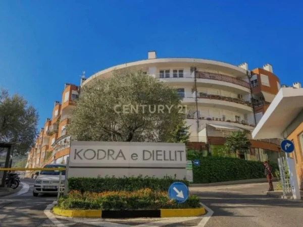 Tirane, shes ambjent biznesi Kati 0, 76 m² 100.000 € (Kodra e Diellit)