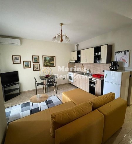 Tirane, jepet me qera apartament 2+1 Kati 3, 80 m² 600 € (Myslym Shyri)