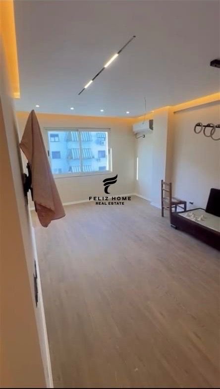 Tirane, jepet me qera apartament 2+1 Kati 5, 76 m² 750 € (RRUGA E KAVAJES)