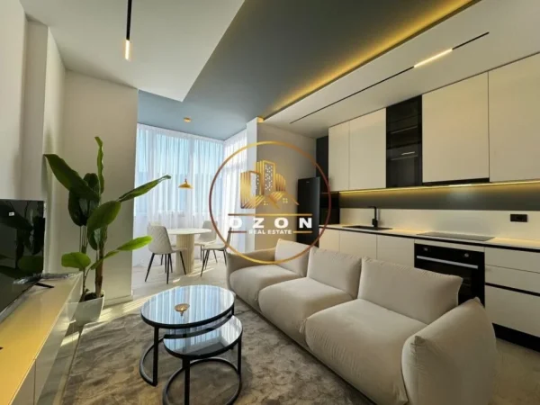 Apartament 1+1 Modern për Qera tek Komuna e Parisit, me Pamje të Kopshtit Botanik!