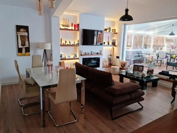 Durres, shitet apartament+verande | Penthouse 3+1 Kati 5, 130 m² 300.000 € (GOLEM)