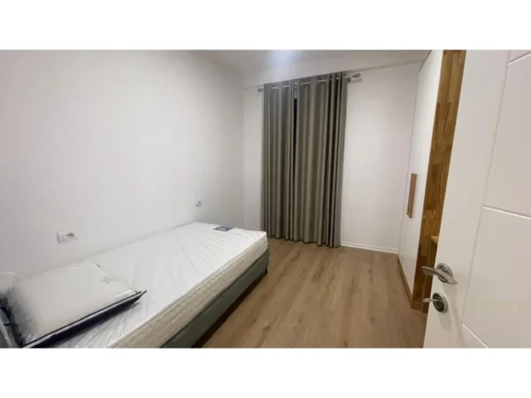 Tirane, shes apartament 3+1+Aneks+Ballkon Kati 6, 136 m² (Xhanfize Keko)