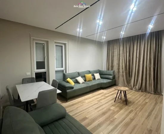 Tirane, jepet me qera apartament 2+1 Kati 7, 100 m² 600 € (rruga Dibres)
