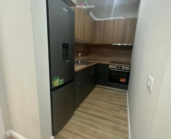 Tirane, jepet me qera apartament 2+1 Kati 7, 100 m² 600 € (rruga Dibres)