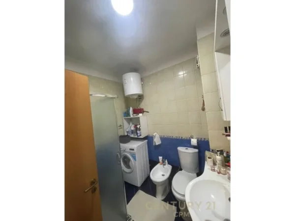 Tirane, shes apartament 1+1+Aneks+Ballkon Kati 16, 57 m² 157.000 € (9 kateshet)