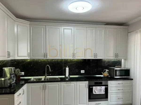 Tirane, shitet apartament 2+1+Ballkon Kati 4, 113 m² 280.000 € (Selvia, Tirana, Albania)