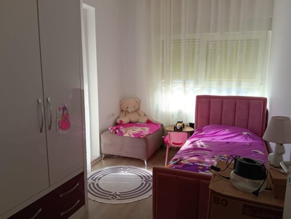 jepet me qera Kati 5, 90 m² 500 €