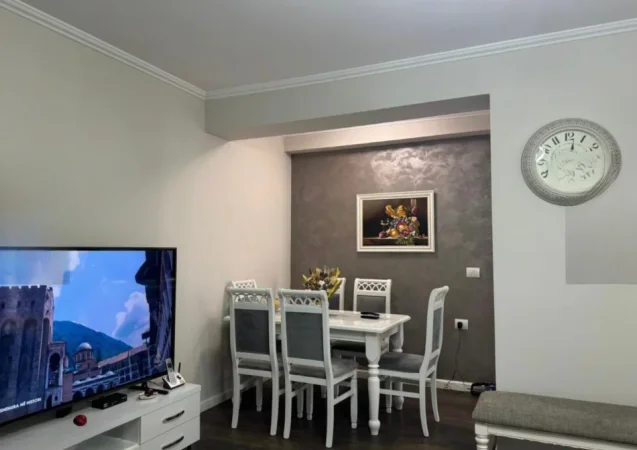 Tirane, shitet apartament 2+1 Kati 4, 113 m² 295.000 € (Selvia, Rruga e Dibrës)