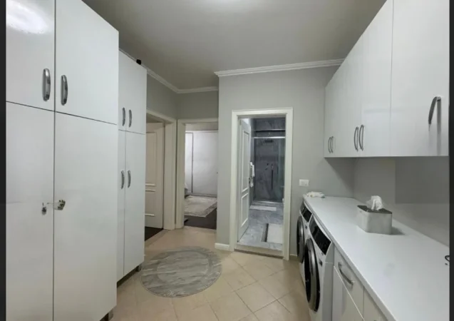 Tirane, shitet apartament 2+1 Kati 4, 113 m² 295.000 € (Selvia, Rruga e Dibrës)