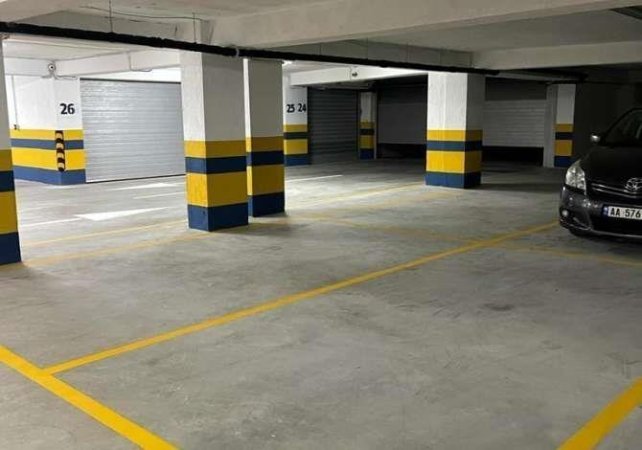 Tirane, shitet garazh Kati -2, 30 m² (Ish Fusha Aviacionit)