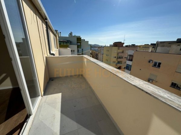 Shqiperi, shitet apartament 2+1+Ballkon Kati 10, 85 m² 125.000 € (PLAZH HEKURUDHA)