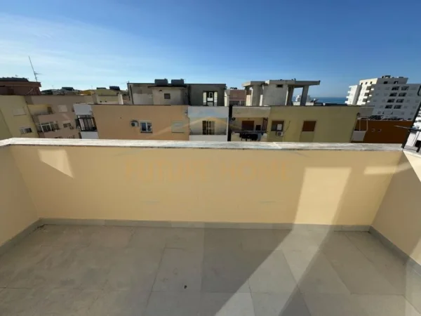 Shqiperi, shitet apartament 2+1+Ballkon Kati 10, 85 m² 125.000 € (PLAZH HEKURUDHA)