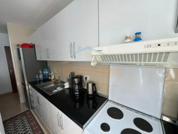 Durres, shitet apartament 2+1+Ballkon Kati 2, 75 m² 130.000 € (MALI I ROBIT)