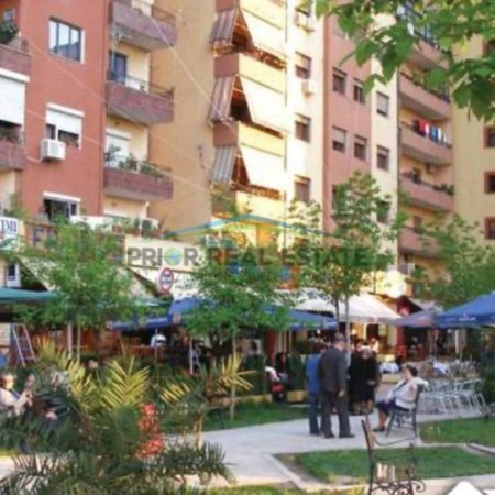 Tirane, shitet ambjent biznesi Kati 0, 100 m² 260.000 € (Komuna e Parisit)