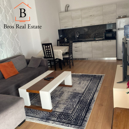 Tirane, shitet apartament 1+1+Ballkon Kati 3, 63 m² 108.000 € (Rruga e dibres)