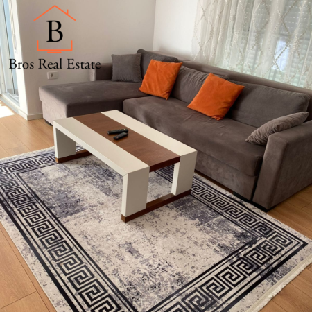 Tirane, shitet apartament 1+1+Ballkon Kati 3, 63 m² 108.000 € (Rruga e dibres)