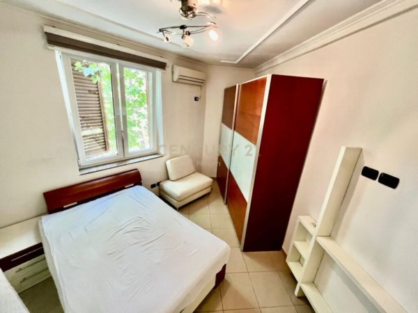 Tirane, jap me qera apartament 2+1 , 103 m² 780 € (Ish Blloku)