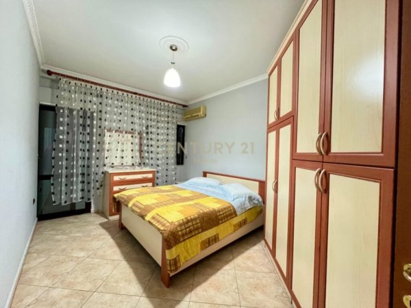 Tirane, jap me qera apartament 1+1+Ballkon , 70 m² 500 € (prapa XHEKO IMPERIAL, Garda)