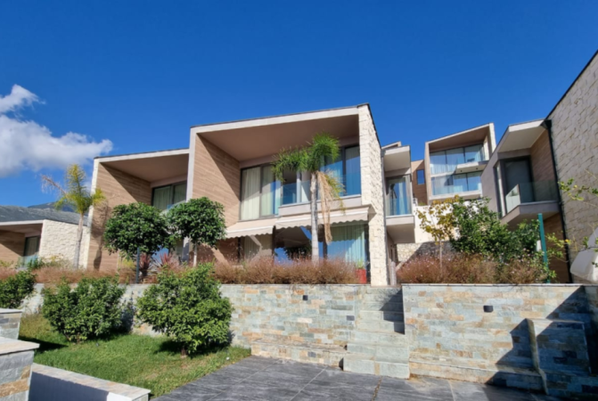 Dhermi - Palase, shitet apartament 1+1 Kati 1, 105 m² 268.391 € (dhermi)