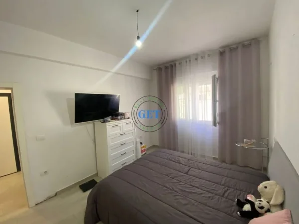 Durres, shitet apartament 1+1+Ballkon Kati 1, 56 m² 65.000 € (Ish Rajoni Policise)