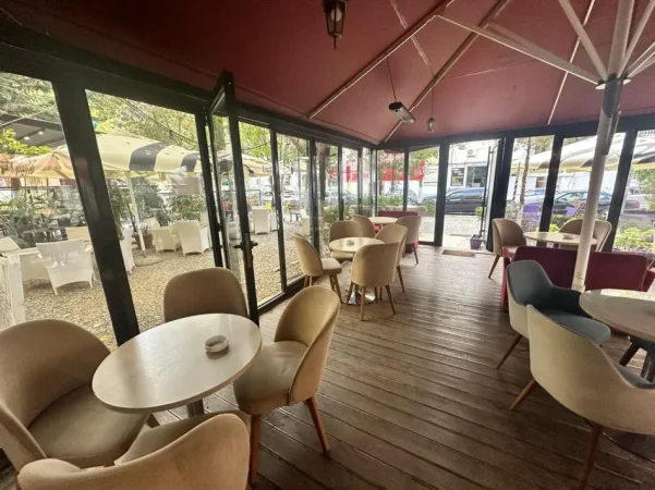 Tirane, shes bar-kafe Kati 0, 120 m² 170.000 € (Prane Rr. Myslym Shyri)
