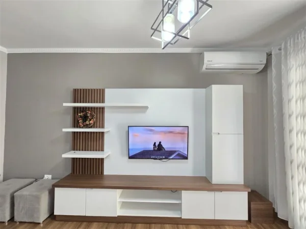 Tirane, shitet apartament 2+1 Kati 4, 104 m² 190.000 € (Kopshti Botanik)