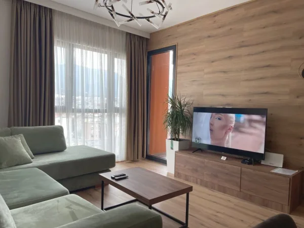 Tirane, jepet me qera apartament 1+1+Aneks+Ballkon Kati 7, 67 m² 60000 leke (Kompleksi ASL, Prane QSUT Rruga Kongresi Manastirit)