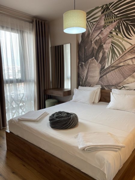 Tirane, jepet me qera apartament 1+1+Aneks+Ballkon Kati 7, 67 m² 600€ (Kompleksi ASL, Prane QSUT Rruga Kongresi Manastirit)