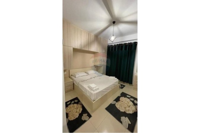 Tirane, jepet me qera apartament 1+1 Kati 2, 50 m² 600 € (Myslym shyri)