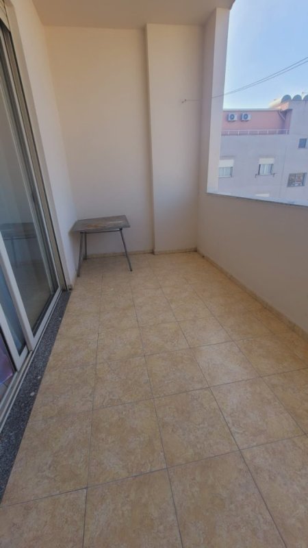 Durres, jepet me qera apartament 1+1 Kati 9, 60 m² 260 €
