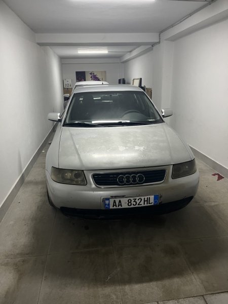 Elbasan, shes makine Audi A3 Nafte, gri metalizato manuale 1.700 €