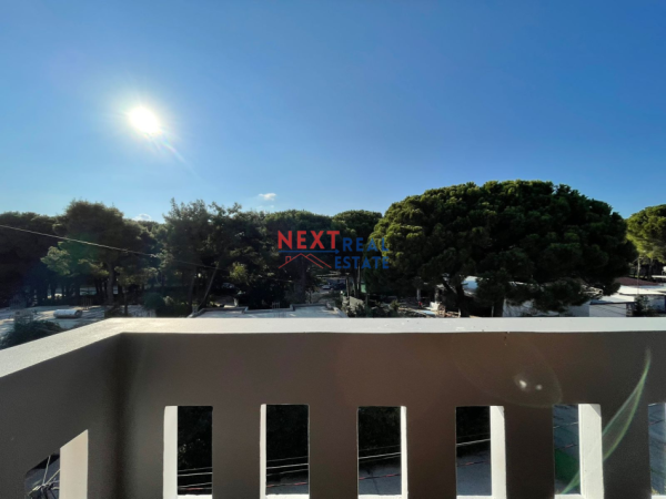 Vlore, jepet me qera apartament 2+1+Ballkon , 450 € (PLAZHI I VJETER)