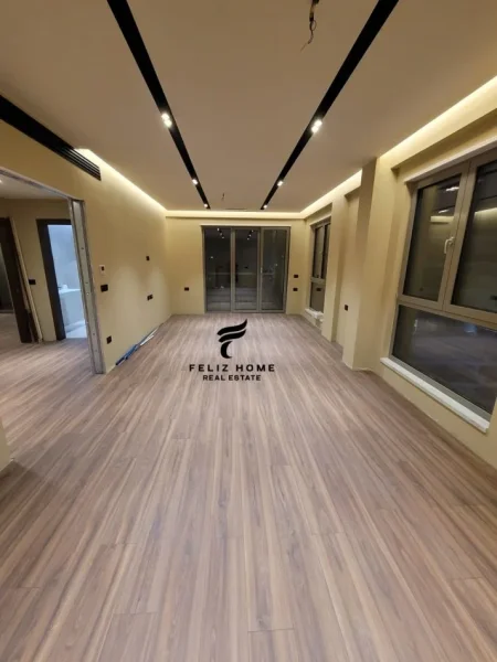 Tirane, jepet me qera zyre Kati 7, 125 m² 1.800 € (RRUGA E DURRESIT)