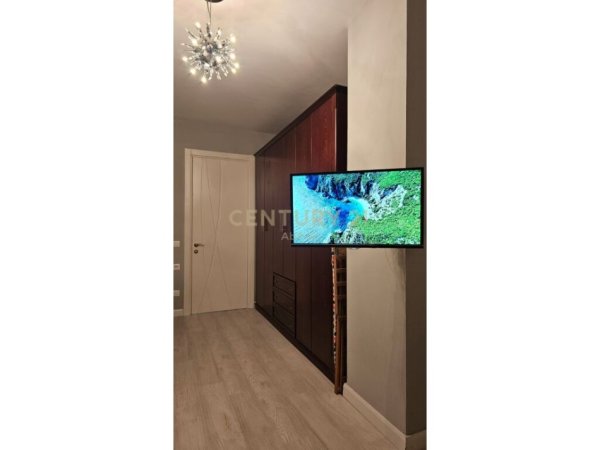 Tirane, shitet apartament 2+1 Kati 1, 112 m² 270.000 € (Rruga e Barrikadave)
