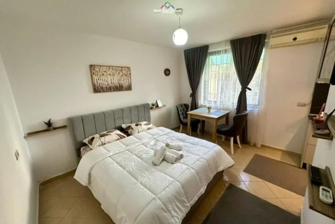 Tirane, jepet me qera garsonier 1+1 Kati 1, 45 m² 400 € (rruga Todi Shkurti)