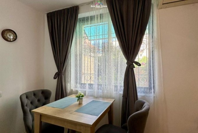 Tirane, jepet me qera garsonier 1+1 Kati 1, 45 m² 400 € (rruga Todi Shkurti)