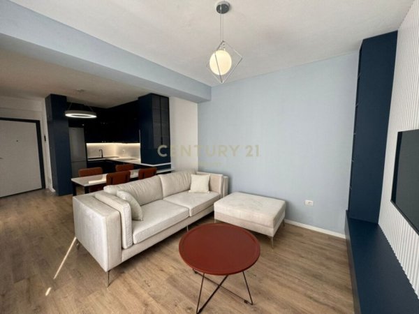 Tirane, jepet me qera apartament 1+1 Kati 1, 530 € (rezidenca kodra e diellit)