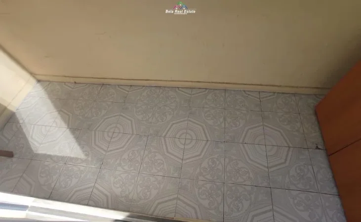 Tirane, jepet me qera apartament 1+1 Kati 2, 60 m² 550 € (Sheshi Willson)